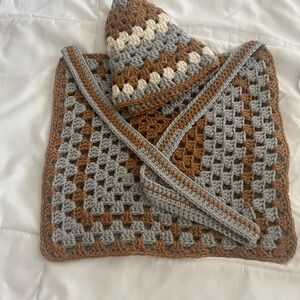 Crochet Baby Blanket with Hood